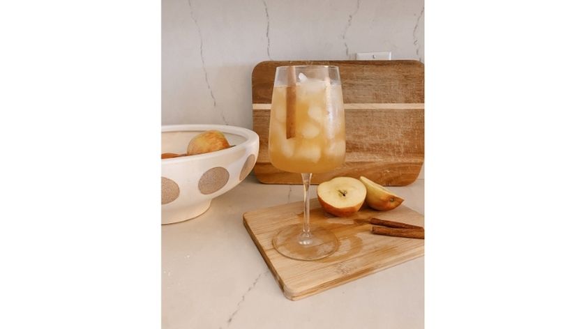 Spiced Apple Cocktail